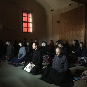 Meditanti ad Asia Bologna